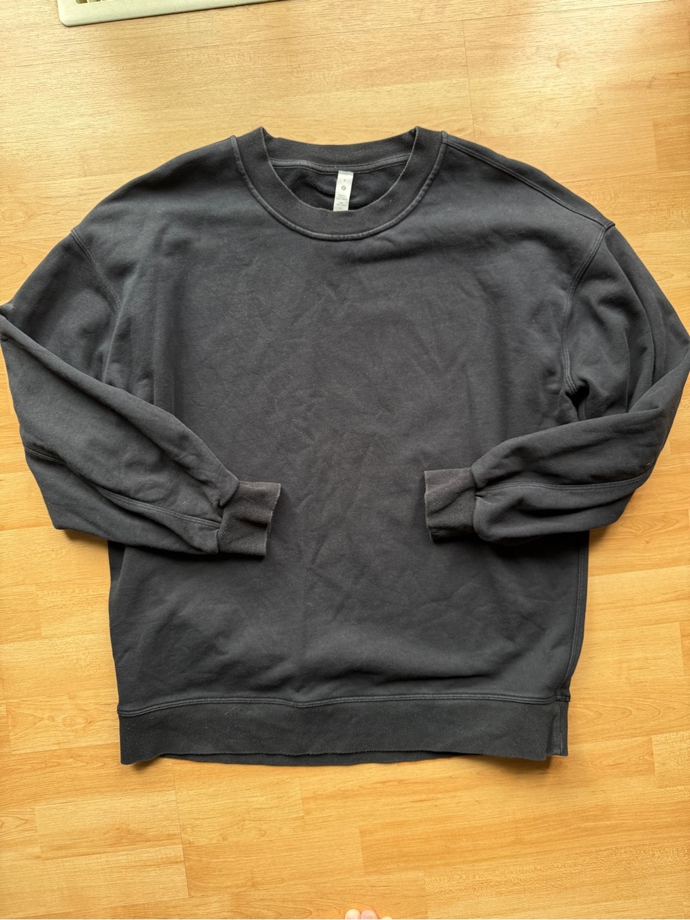 lululemon athletica Black oversized Crewneck Sweater